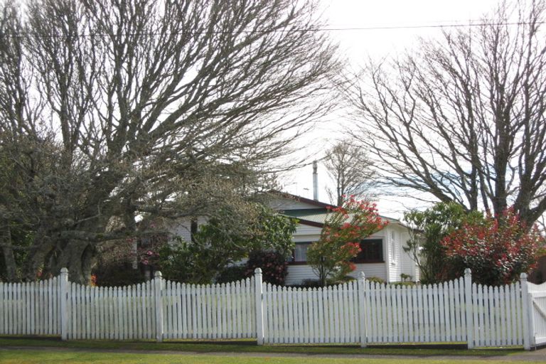 Photo of property in 64 Celia Street, Stratford, 4332