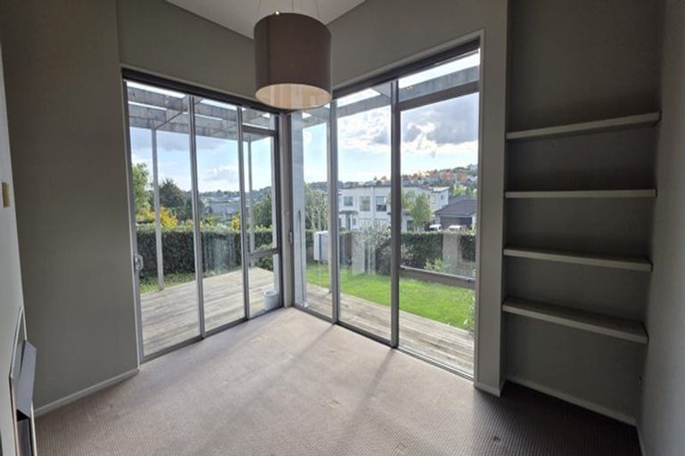 Photo of property in 73 Ridge View Crescent, Pukekohe, 2120
