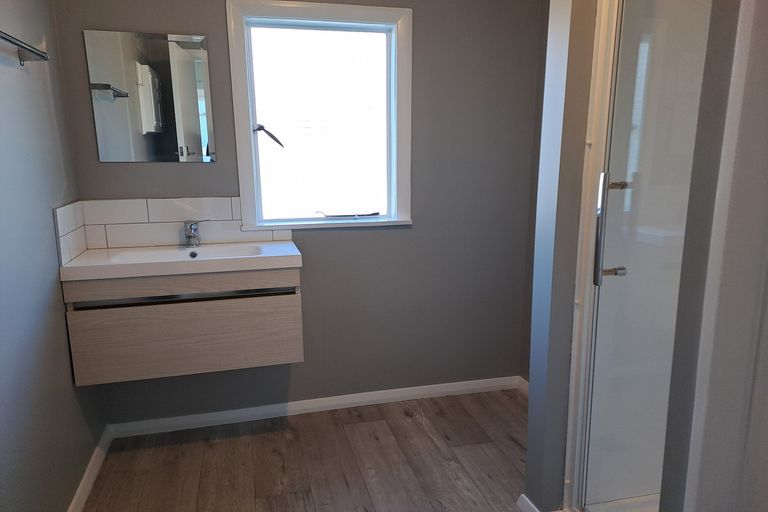 Photo of property in 24 Brandon Street, Alexandra, 9320