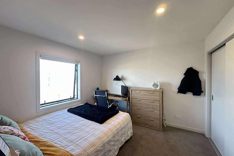 Photo of property in 8/38 Jane Maree Road, Kumeu, 0810