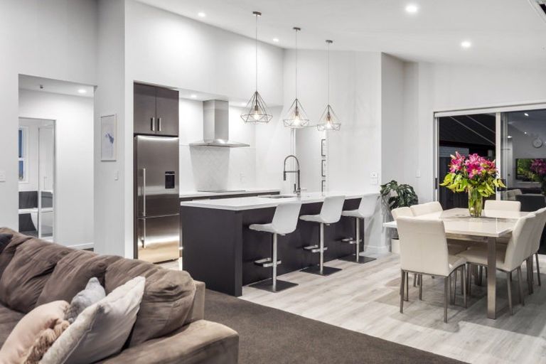 Photo of property in 12 Kahuparere Crescent, Pyes Pa, Tauranga, 3112