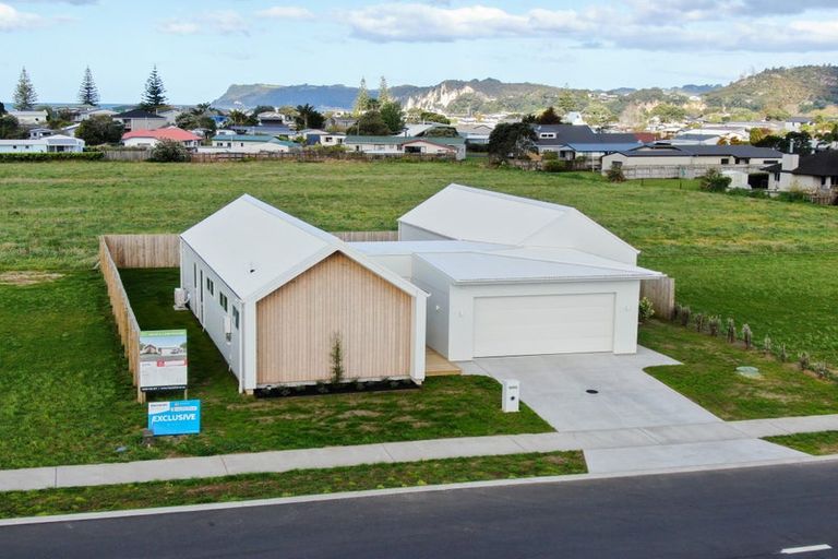 Photo of property in 162 Kupe Drive, Whitianga, 3510