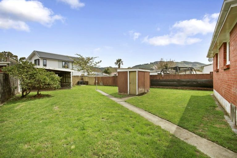 Photo of property in 11 Davis Crescent, Elderslea, Upper Hutt, 5018