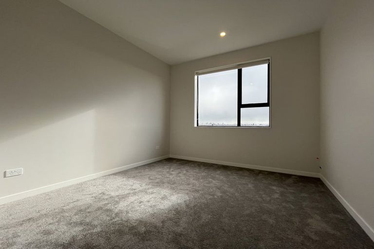 Photo of property in 3 Puihi Crescent, Massey, Auckland, 0614