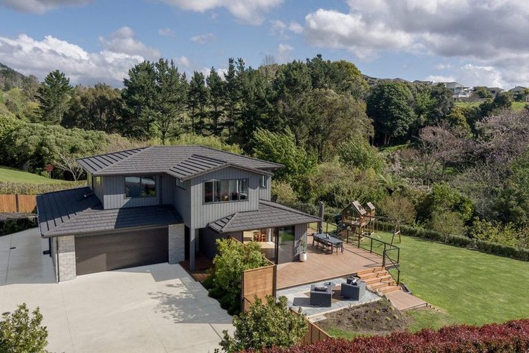 Photo of property in 4r Estates Terrace, Welcome Bay, Tauranga, 3175