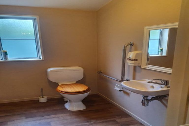 Photo of property in 114 Carters Road, Amberley, 7410