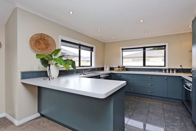 Photo of property in 210a Frimley Oaks, Frimley, Hastings, 4120