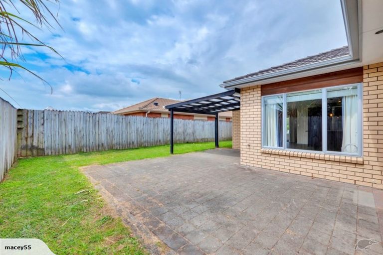 Photo of property in 9 Maadi Place, Papakura, 2110