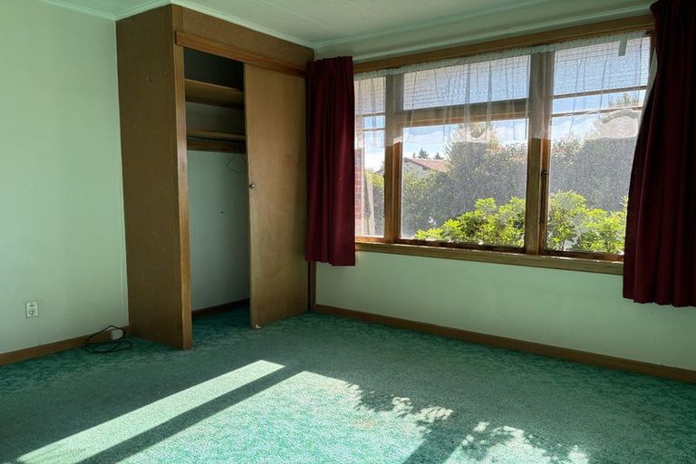 Photo of property in 71 Mcmurdo Street, Tinwald, Ashburton, 7700