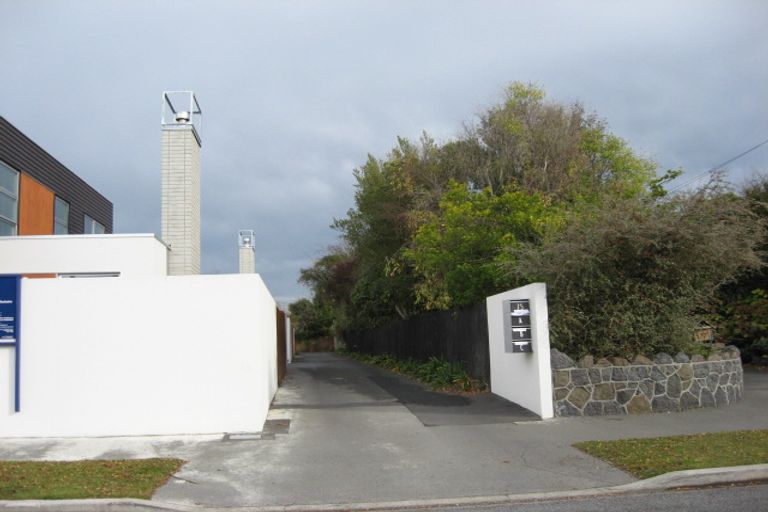 Photo of property in 75a Browns Road, St Albans, Christchurch, 8014