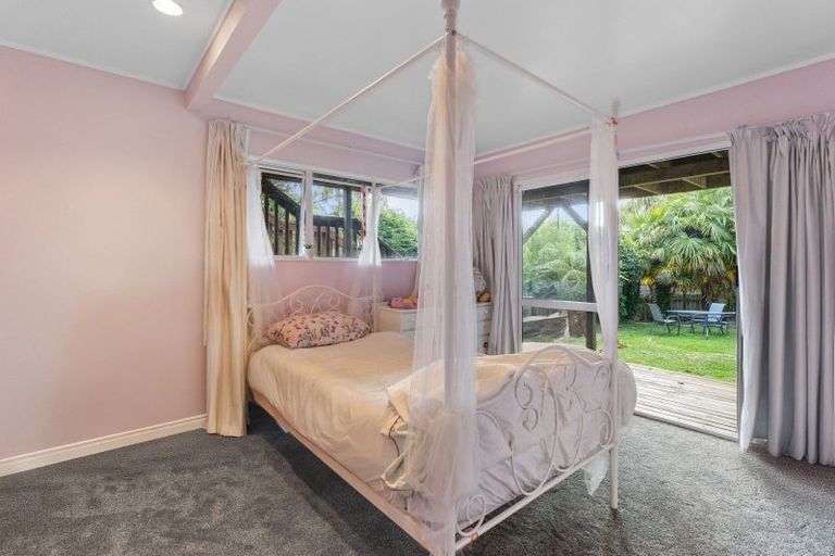 Photo of property in 9 Waihora Street, Taupo, 3330
