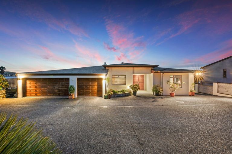 Photo of property in 1/22 Falstaff Place, Half Moon Bay, Auckland, 2012