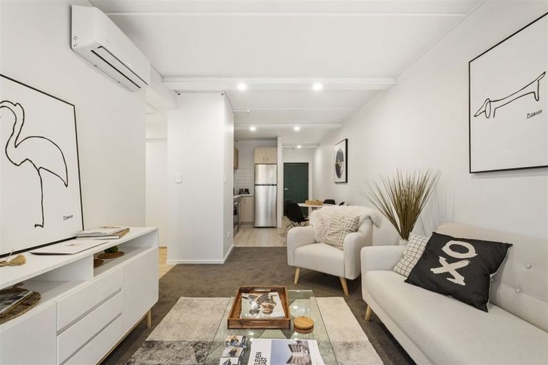 Photo of property in 11 East Street, Papakura, 2110