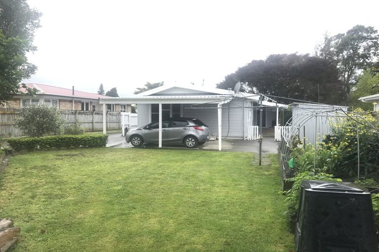 Photo of property in 12 Riverlea Road, Riverlea, Hamilton, 3216