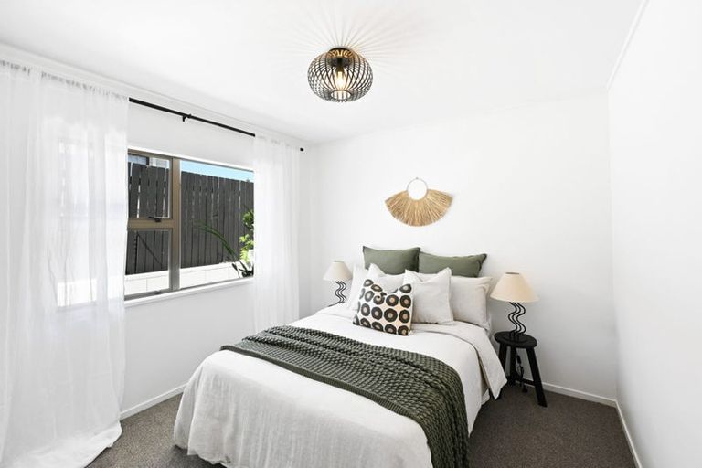Photo of property in 124a Karewa Parade, Papamoa Beach, Papamoa, 3118