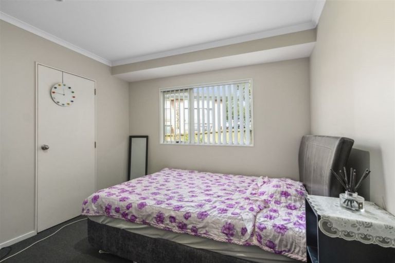 Photo of property in 11 Munroe Road, Ranui, Auckland, 0612