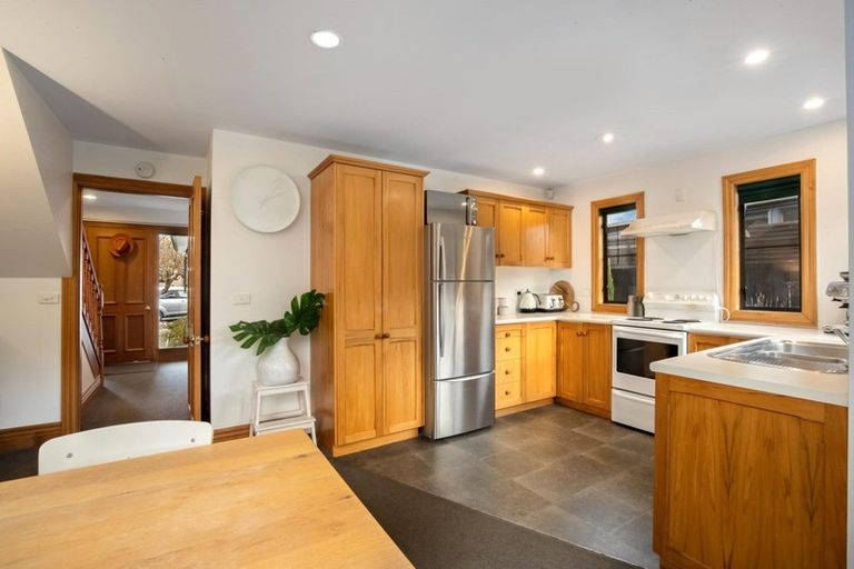 Photo of property in 9a Daveys Place, Arrowtown, 9302