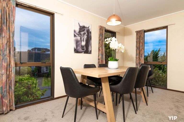 Photo of property in 23 Chisbury Street, Churton Park, Wellington, 6037