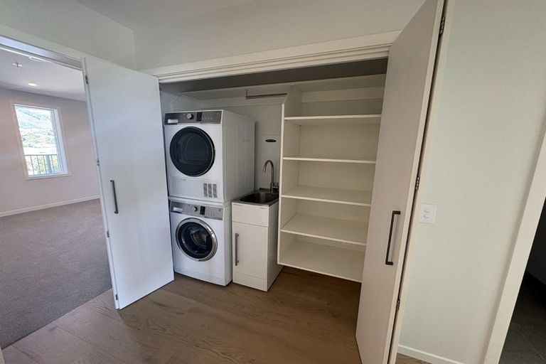 Photo of property in 71 Haven Road, Nelson, 7010