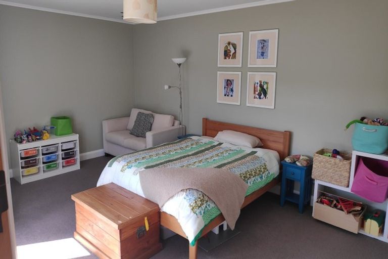 Photo of property in 1 Mairangi Road, Wadestown, Wellington, 6012