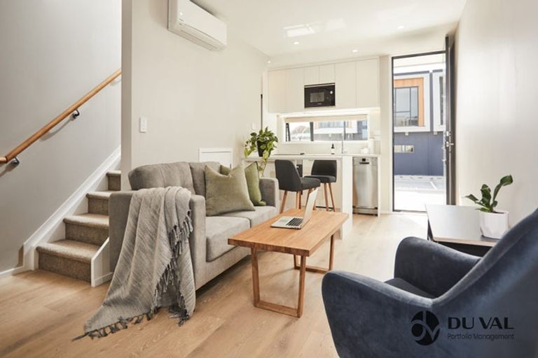 Photo of property in 10 Koro Lane, Mangere Bridge, Auckland, 2022