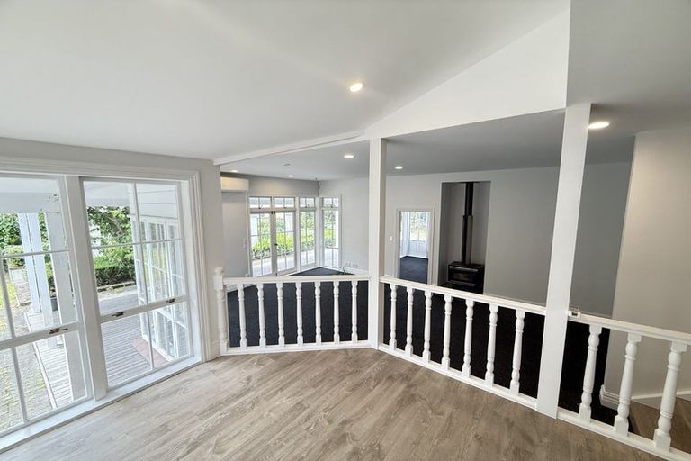 Photo of property in 14 Amreins Road, Waitakere, Henderson, 0782