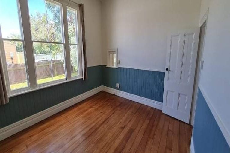 Photo of property in 74 Union Street, Hawera, 4610