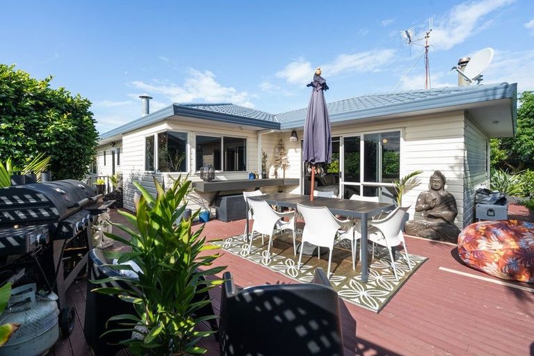 Photo of property in 116a Simpson Road, Papamoa Beach, Papamoa, 3118