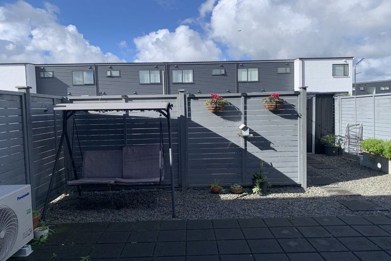 Photo of property in 27 Boyes Avenue, Whenuapai, Auckland, 0618