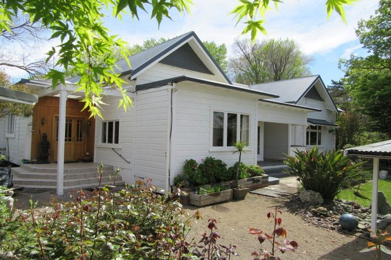 Photo of property in 71 Pukeora Scenic Road, Waipukurau, 4281