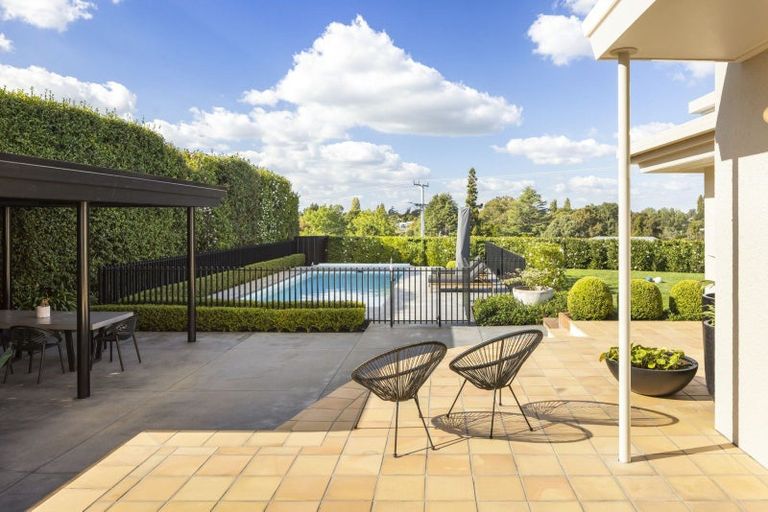 Photo of property in 65 Braid Road, St Andrews, Hamilton, 3200
