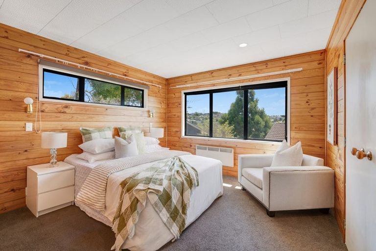 Photo of property in 7 Camilla Grove, Totara Vale, Auckland, 0629