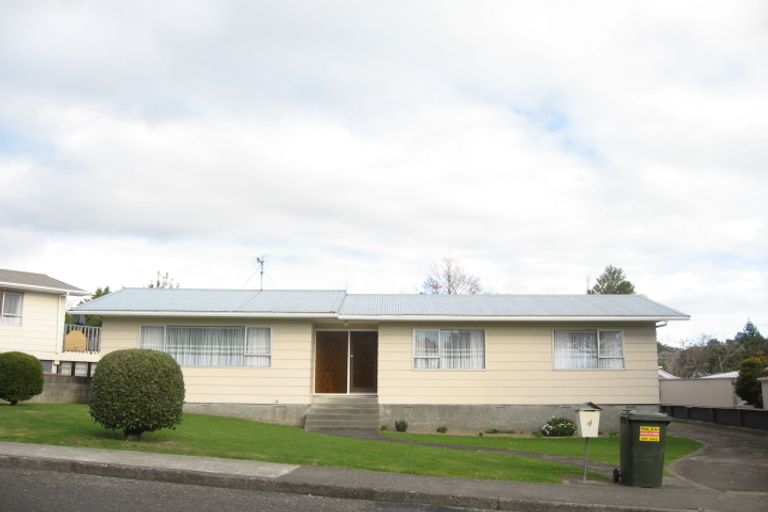 Photo of property in 4 Mamaku Street, Paraparaumu, 5032