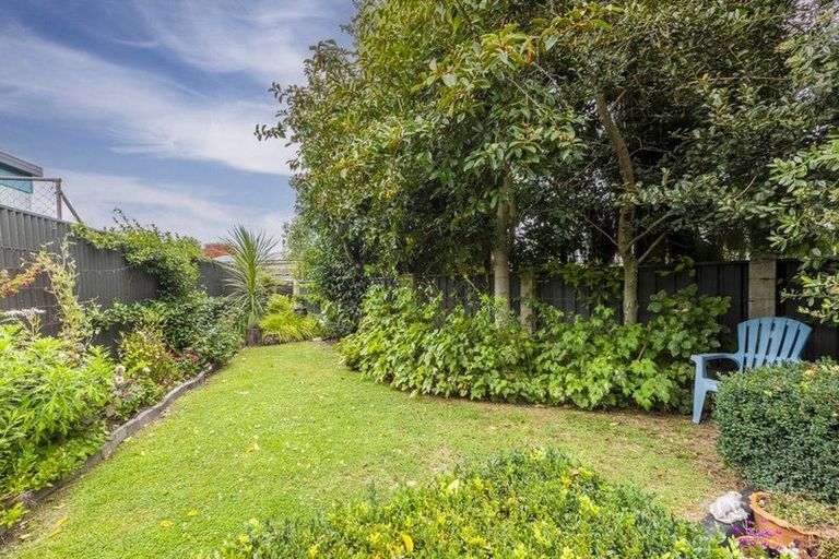 Photo of property in 8a Chester Street, Taradale, Napier, 4112