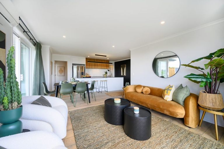 Photo of property in 58 Te Rata Boulevard, Paerata, 2124