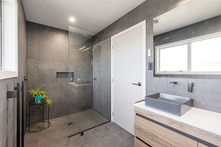 Photo of property in 17 Taksan Place, Pukete, Hamilton, 3200