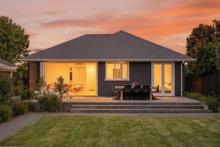 Photo of property in 197 Knowles Street, St Albans, Christchurch, 8052