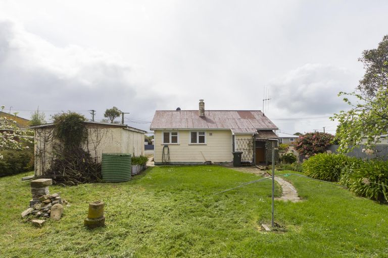 Photo of property in 23 Stirling Street, Oamaru North, Oamaru, 9400