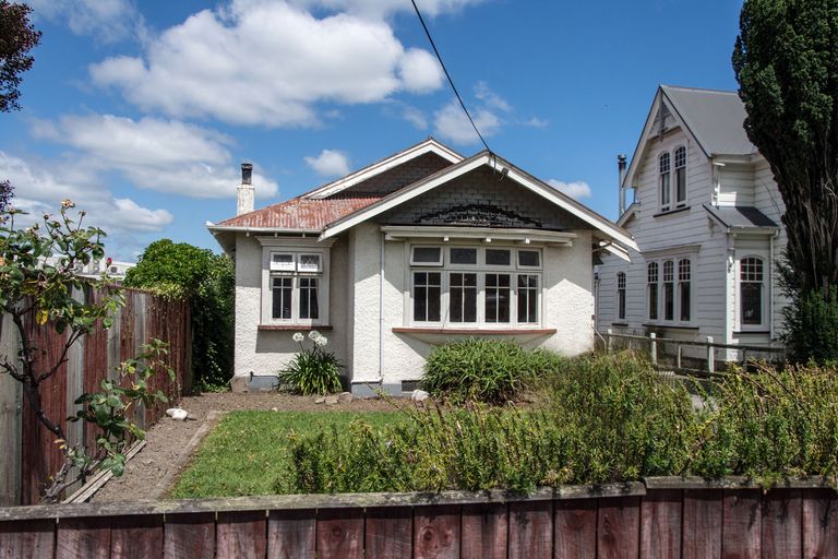 Photo of property in 53 Lincoln Road, Masterton, 5810