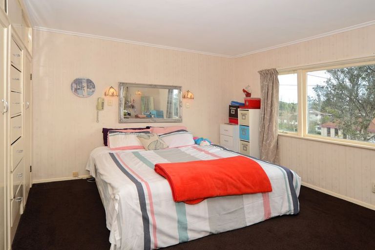 Photo of property in 27 Moire Road, Massey, Auckland, 0614