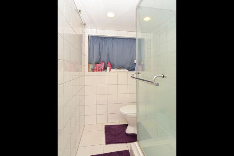 Photo of property in 27 Moire Road, Massey, Auckland, 0614