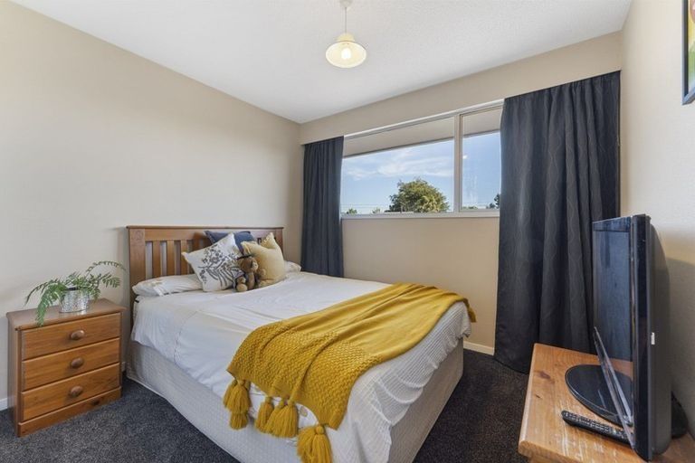 Photo of property in 1/6 Croziers Road, St Albans, Christchurch, 8052