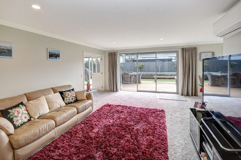 Photo of property in 22 Heathfield Drive, Mosgiel, 9024