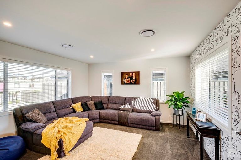 Photo of property in 52 Kenny Road, Te Awa, Napier, 4110