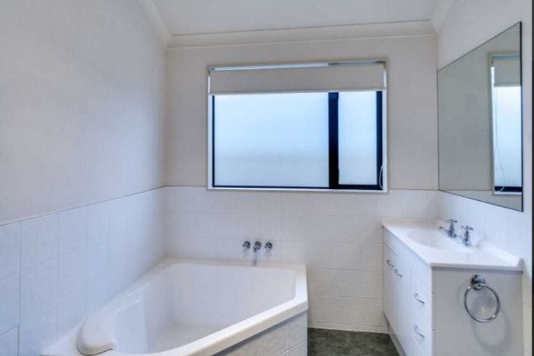 Photo of property in 142a Gloucester Street, Taradale, Napier, 4112