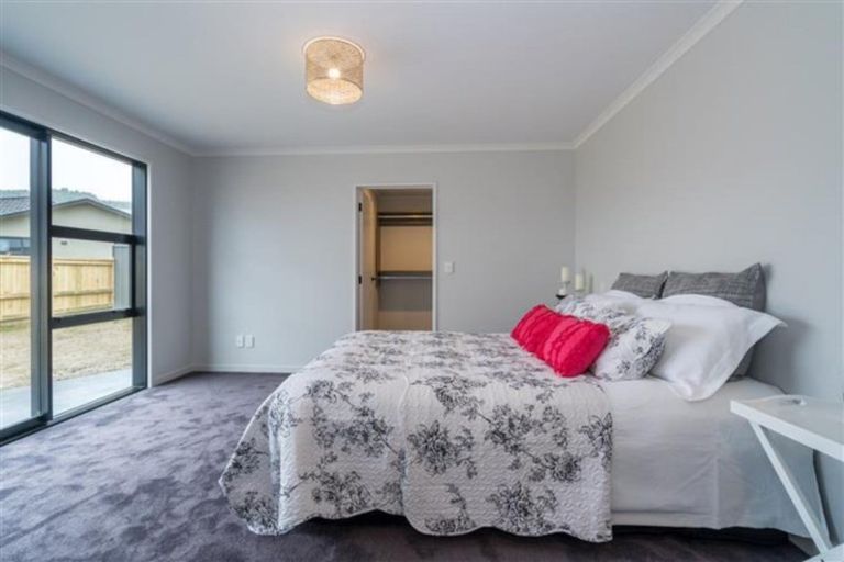 Photo of property in 11 Heathfield Drive, Mosgiel, 9024