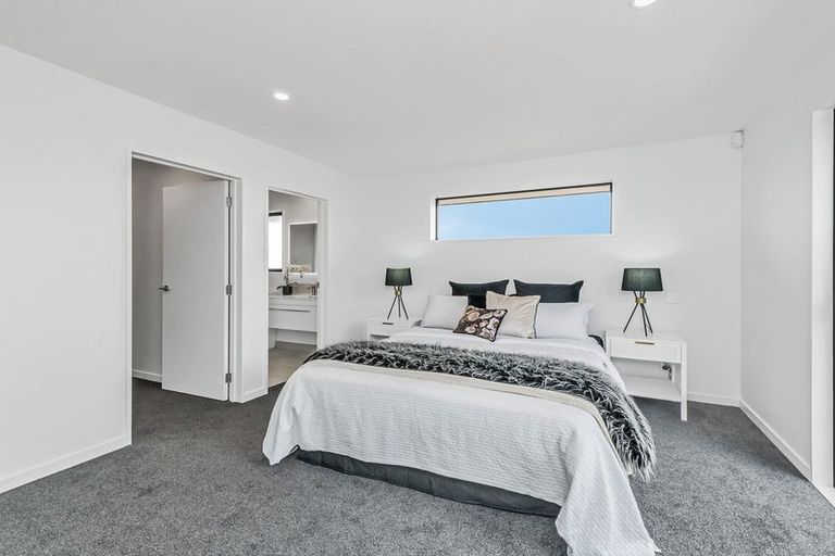 Photo of property in 5 Hawk Close, Rolleston, 7615