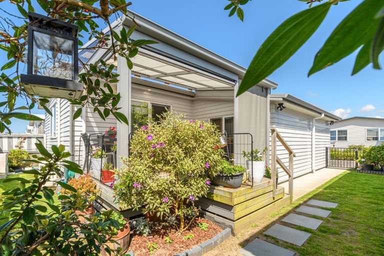 Photo of property in 311/11 Kamahi Crescent, Papamoa Beach, Papamoa, 3118