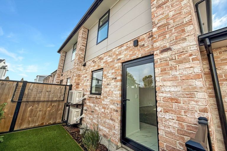 Photo of property in 4 Mohua Lane, Upper Riccarton, Christchurch, 8041