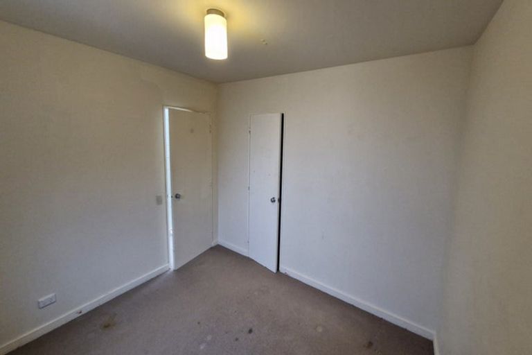 Photo of property in 2/112 Dowse Drive, Maungaraki, Lower Hutt, 5010
